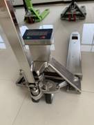 Stainless steel forklift scale